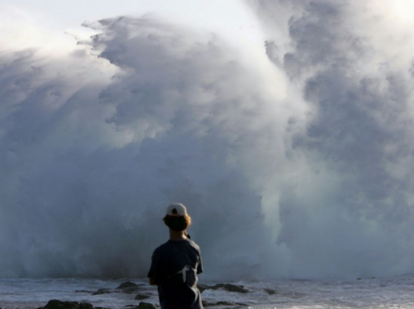 Tsunami Alert - France